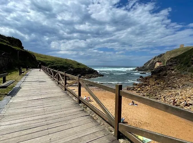Flori, Con Terraza Y A 300 M De La Playa En Suances, Cantabria Suances