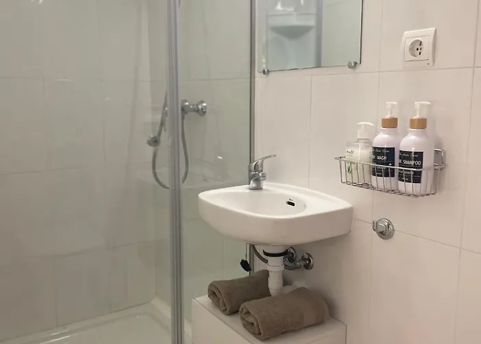 Flori, Con Terraza Y A 300 M De La Playa En Suances, Cantabria * Suances