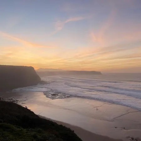 Apartment Flori, Con Terraza Y A 300 M De La Playa En Suances, Cantabria *